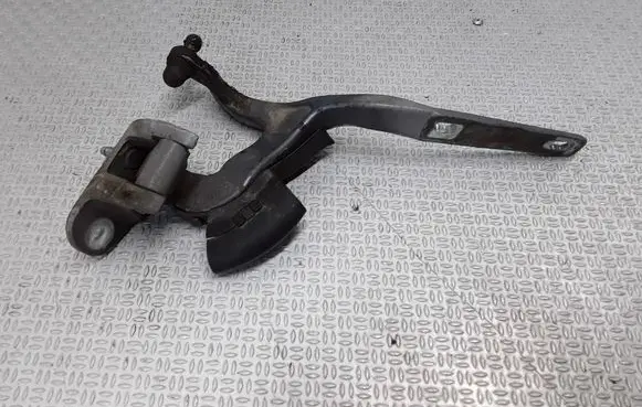 Mercedes-Benz E W211 Tailgate/trunk/boot hinge