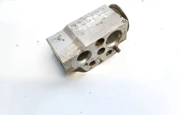 Air conditioning (A/C) expansion valve