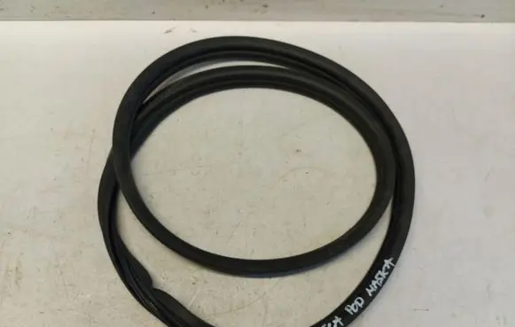 Tesla Model 3 Engine compartment rubber 