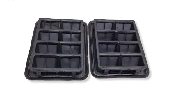Jeep Grand Cherokee Quarter panel pressure vent 
