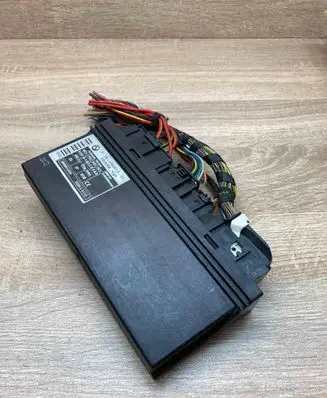 BMW 5 E60 E61 Comfort/convenience module 6969012 5WK49110 WithPlug