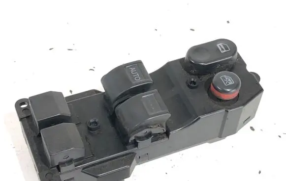 Honda Jazz Electric window control switch 35750-SAA-G010-M1