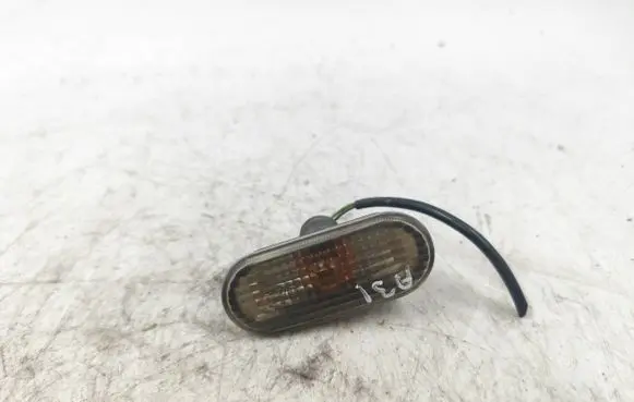 Volkswagen PASSAT B5 Front fender indicator light 3B0949117C
