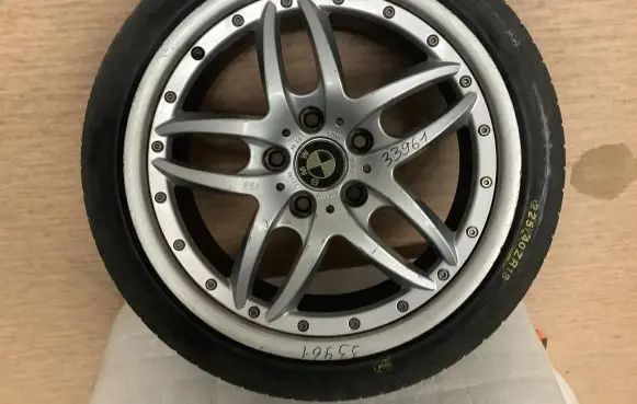 BMW 3 E46 R18 alloy rim 1097186
