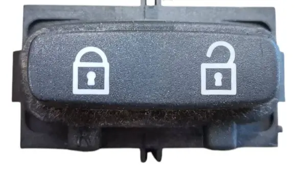 Volvo S80 Central locking switch button 30710476 03451610 SN50025070650214