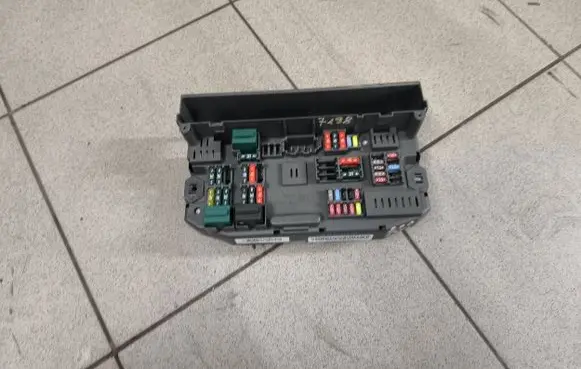 BMW X5M E70 Fuse box set 518953039A 914511501