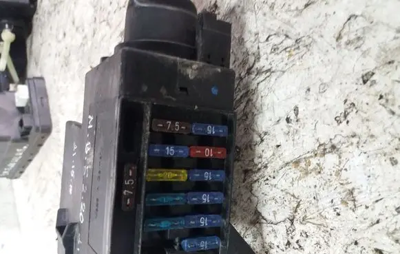 Mercedes-Benz E W210 Fuse module