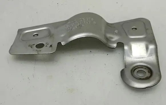 Volkswagen Tiguan Engine mounting bracket 06K129598B