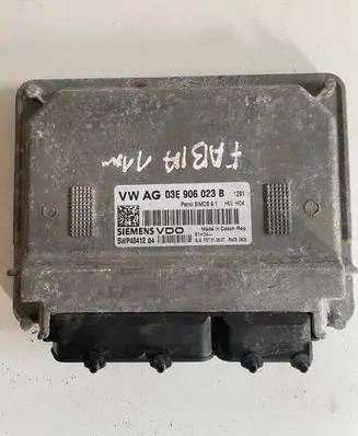 Skoda Fabia Mk2 (5J) Engine control unit/module 03E906023B 5WP4041204