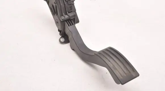 Volvo S40 Accelerator throttle pedal 4M51-9F836-AH