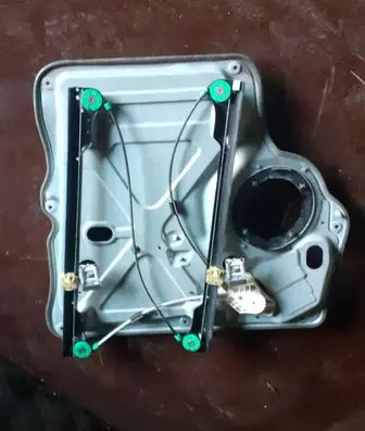 Volkswagen Transporter - Caravelle T5 Front door electric window regulator 7H0837753R