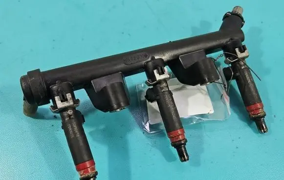 Volkswagen Polo IV 9N3 Fuel injector 03D906031C IMPRK1546774