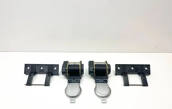 Mercedes-Benz SL R230 Rear seatbelt A2308600586 A2308600686