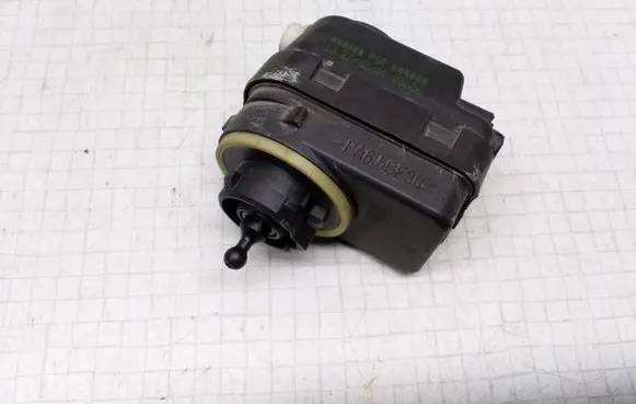 Citroen Xsara Picasso Headlight level adjustment motor 