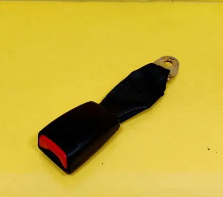 Nissan Micra Rear seatbelt buckle 