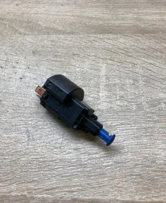 Opel Astra G Brake pedal sensor switch 09132299
