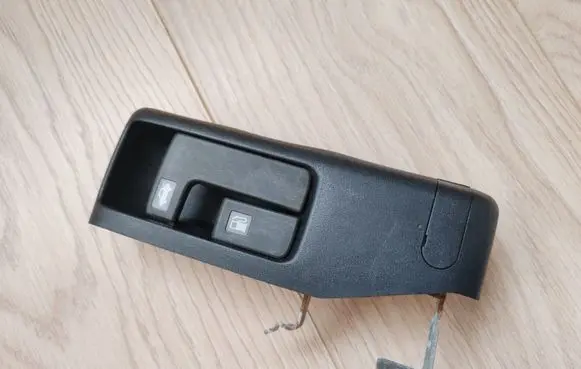 Subaru Legacy Tailgate interior release/open handle 57345AG010