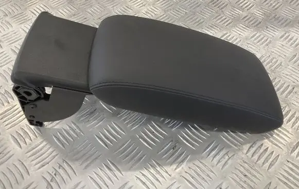 Suzuki SX4 S-Cross Armrest PK12979