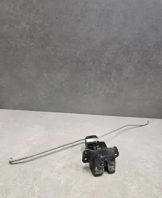 Hyundai Santa Fe Tailgate/trunk/boot lock/catch/latch 812302B000