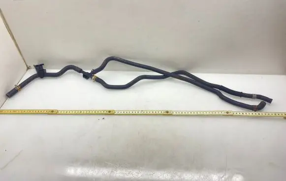 Toyota Prius+ (ZVW40) Engine coolant pipe/hose