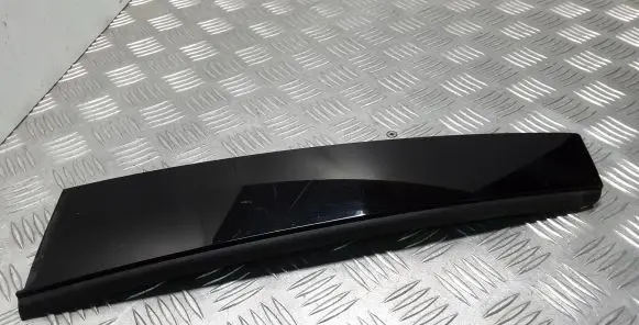 Volvo XC40 (B) Pillar trim (exterior) 31448394