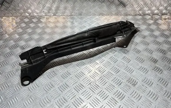Honda HR-V Fender foam support/seal 74105-T7A