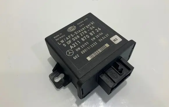 Mercedes-Benz CLS C219 Light module LCM A2118708726 0001512232 5DF00827804