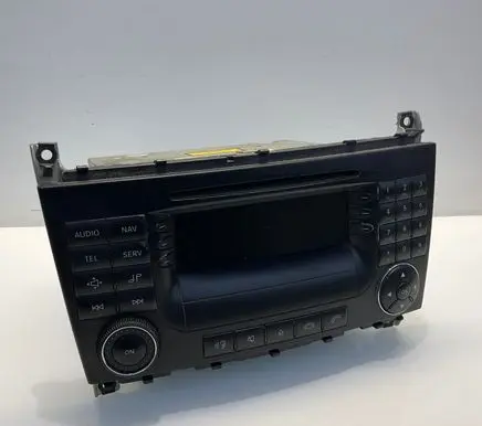 Mercedes-Benz C W203 Radio/CD/DVD/GPS head unit A2038703489 2038703489
