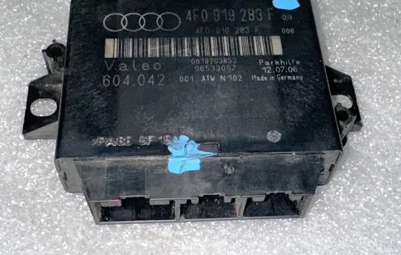 Audi Q7 4L Parking PDC control unit/module 4F0919283F 4F0910283F