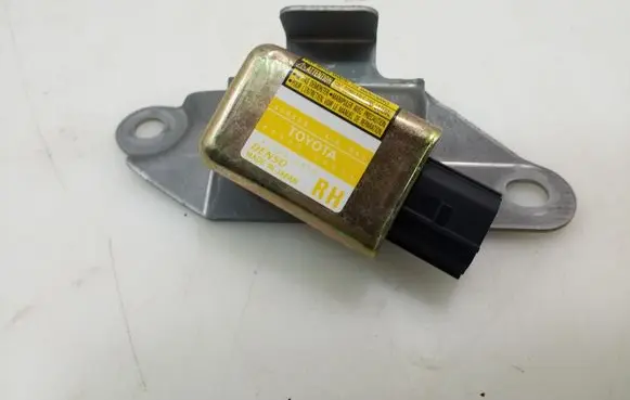 Toyota Land Cruiser (J120) Airbag deployment crash/impact sensor 8986060020