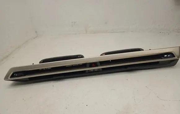 BMW iX Dash center air vent grill 9490662