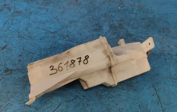 Nissan Versa Coolant expansion tank/reservoir 217101HS3B