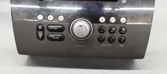 Suzuki Swift I Radio/CD/DVD/GPS head unit 39101-62J2