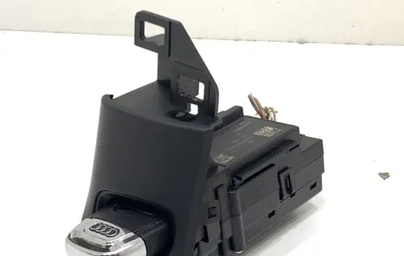 Audi A4 S4 B8 8K Ignition lock 8K0909131D