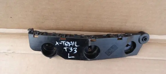 Nissan X-Trail T33 Front bumper mounting bracket 622236RA0A