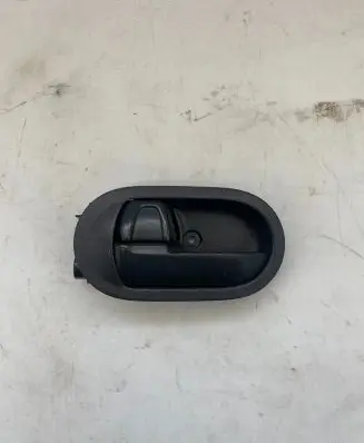 Mitsubishi Colt Front door interior handle