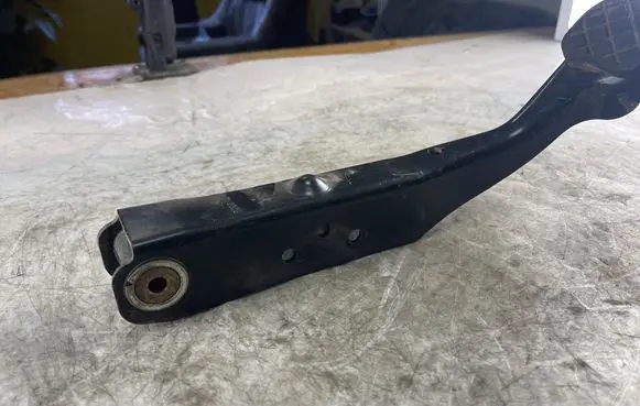 Volkswagen Golf Plus Brake pedal