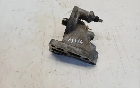 Audi 80 90 B3 Oil filter mounting bracket R053115417A