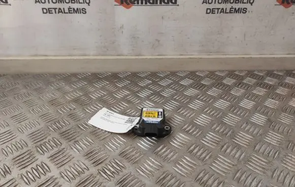 Infiniti Q50 ESP acceleration yaw rate sensor 1745006520
