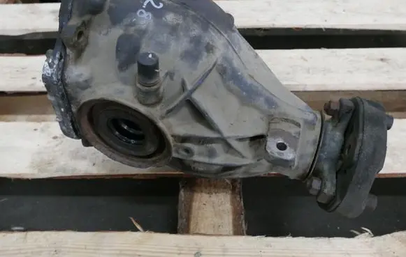 Mercedes-Benz CLK A209 C209 Rear differential 2033501894