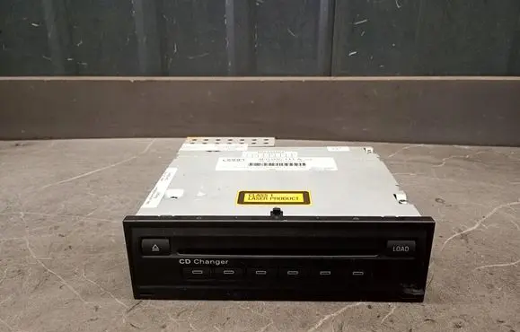 Audi A6 S6 C6 4F CD/DVD changer 4E0035110A