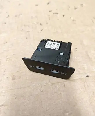 Cupra Born USB socket connector 2G6035954 323021695217