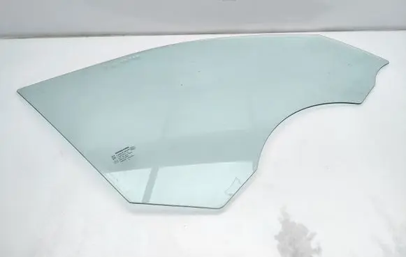 SsangYong Musso Front door window glass four-door