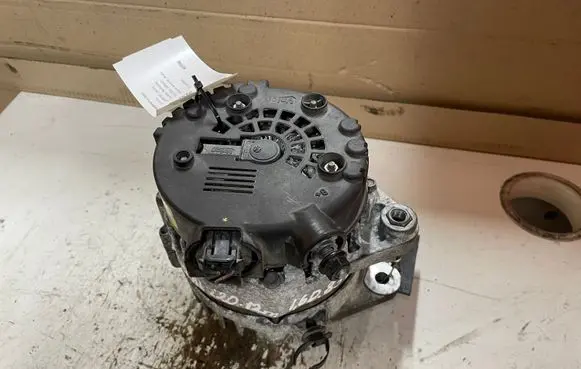 Hyundai i20 (PB PBT) Generator/alternator 2611067 373002A850