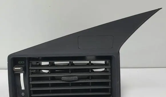 Mercedes-Benz 190 W201 Dashboard side air vent grill/cover trim