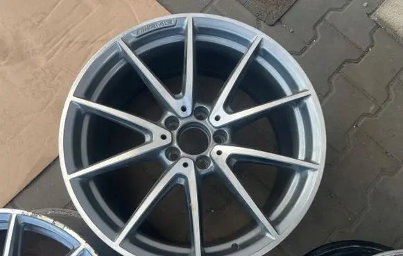 Mercedes-Benz SL R231 R19 alloy rim 