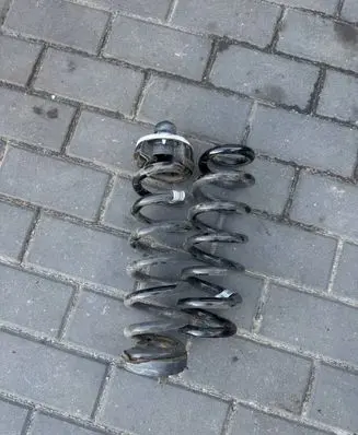BMW 4 G22 G23 G24 G26 Rear coil spring 