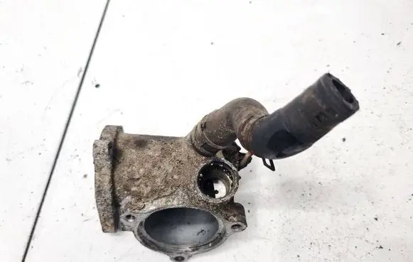 Toyota Corolla Verso AR10 Engine coolant pipe/hose