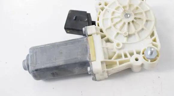 BMW X5 F15 Rear door window regulator motor 7322747
