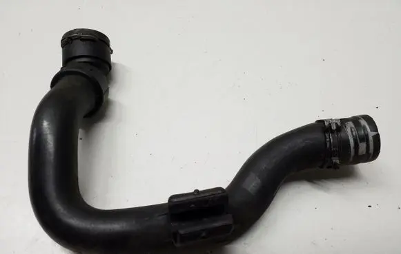 Audi A4 S4 B7 8E 8H Engine coolant pipe/hose 8E0121101C